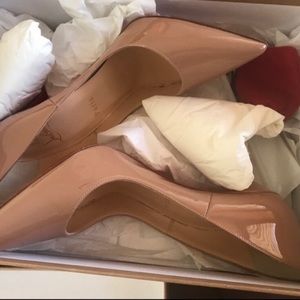 Christian Louboutin So Kate